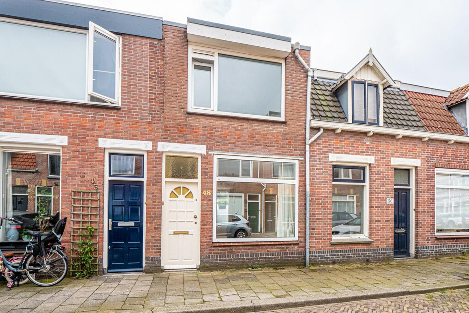 Tussenwoning te koop: Chrysantstraat 48, Utrecht