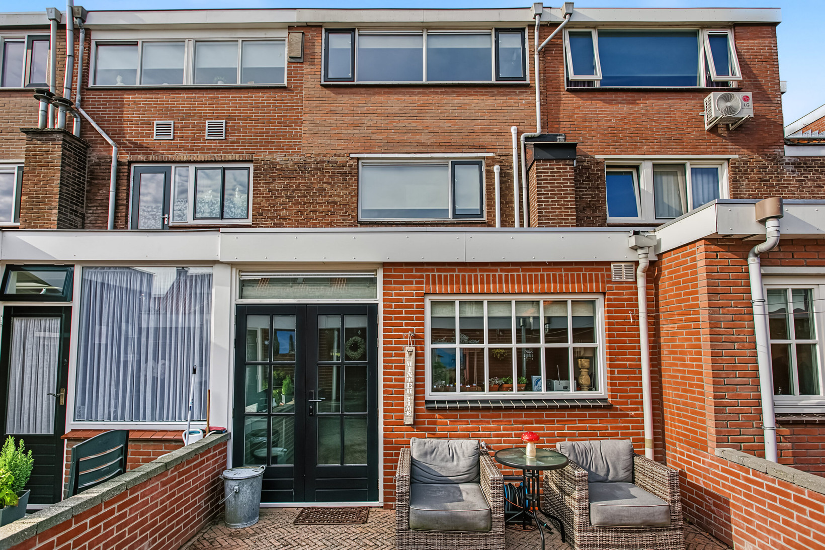 Tussenwoning te koop: Royaards van den Hamkade 63, Utrecht