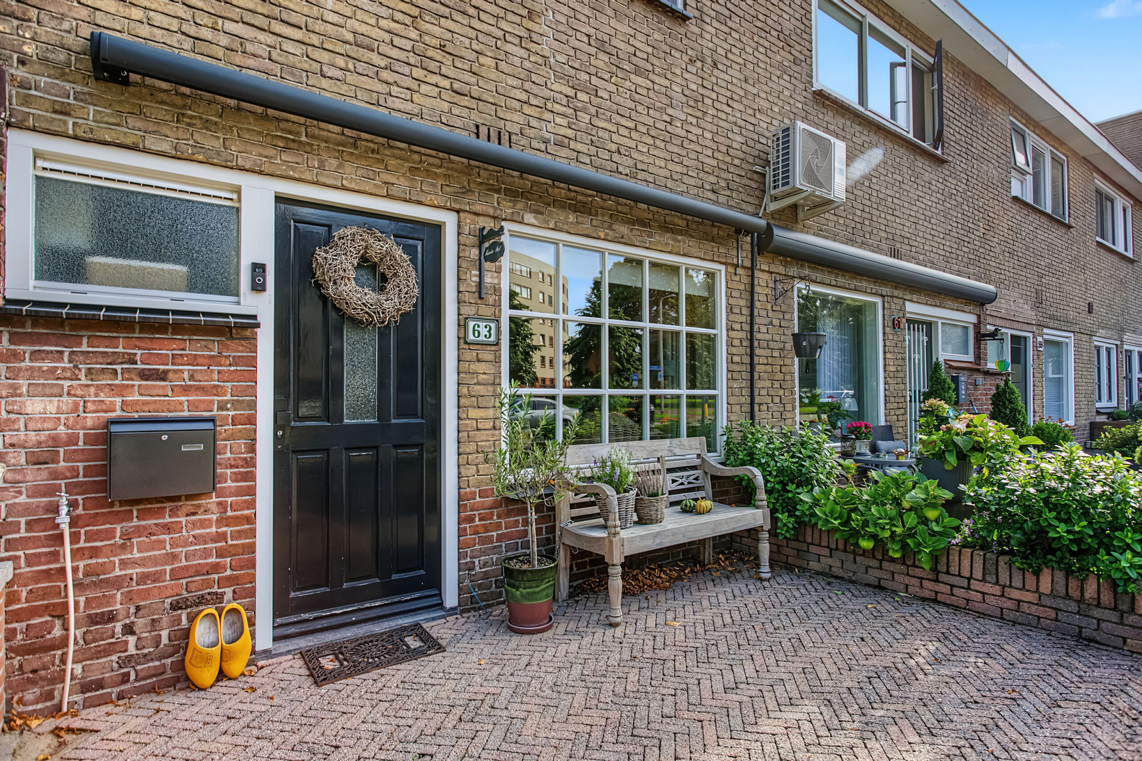 Tussenwoning te koop: Royaards van den Hamkade 63, Utrecht
