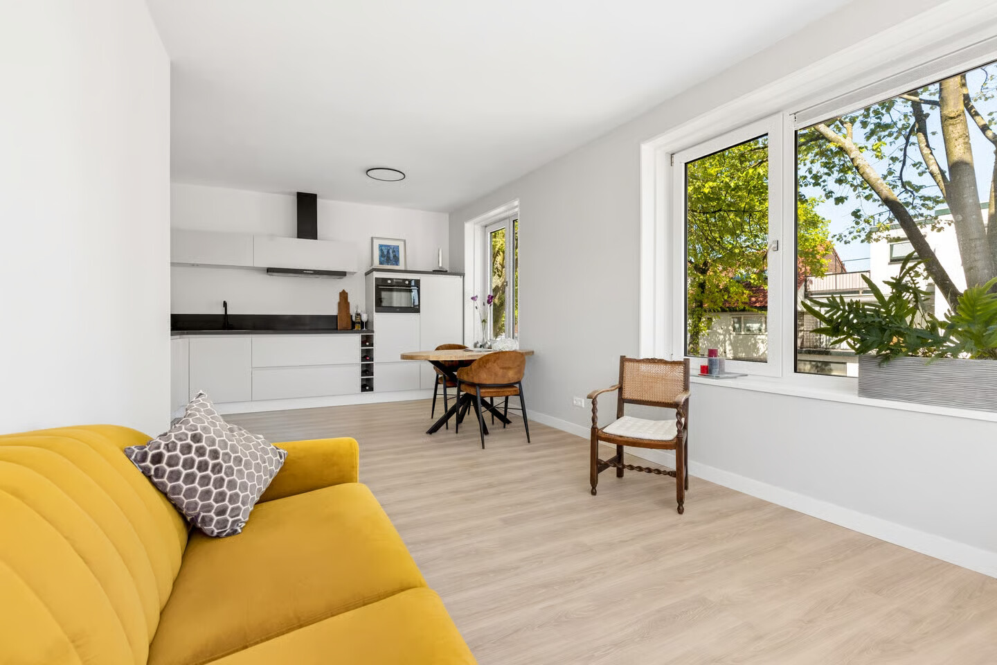 Appartement te koop: Sweder van Zuylenweg 56A, Utrecht
