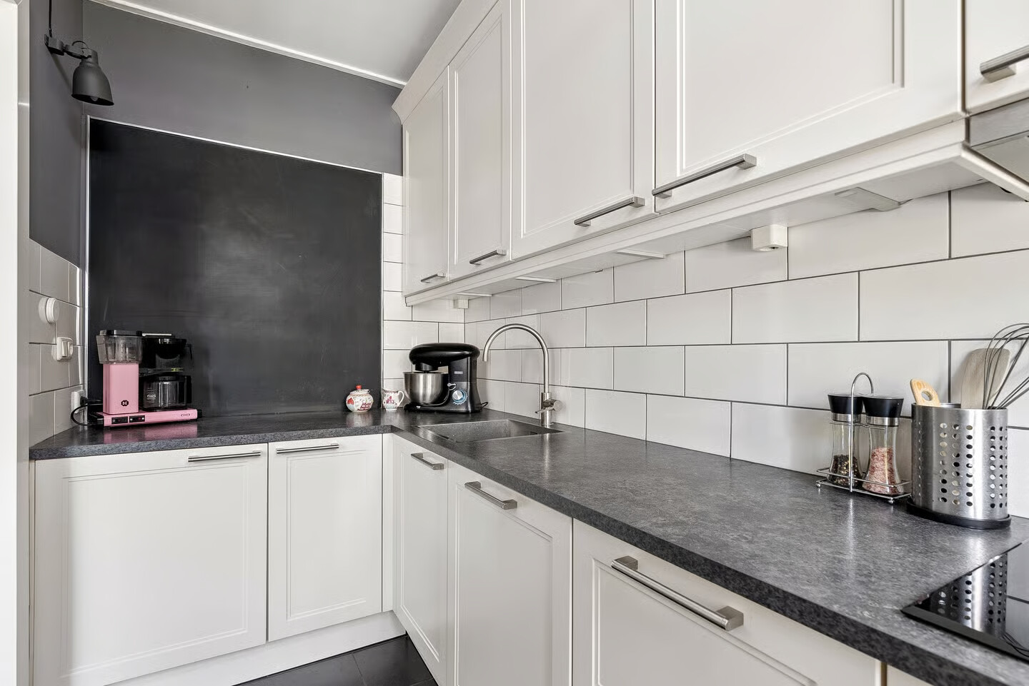 Tussenwoning te koop: Werner Helmichstraat 60, Utrecht