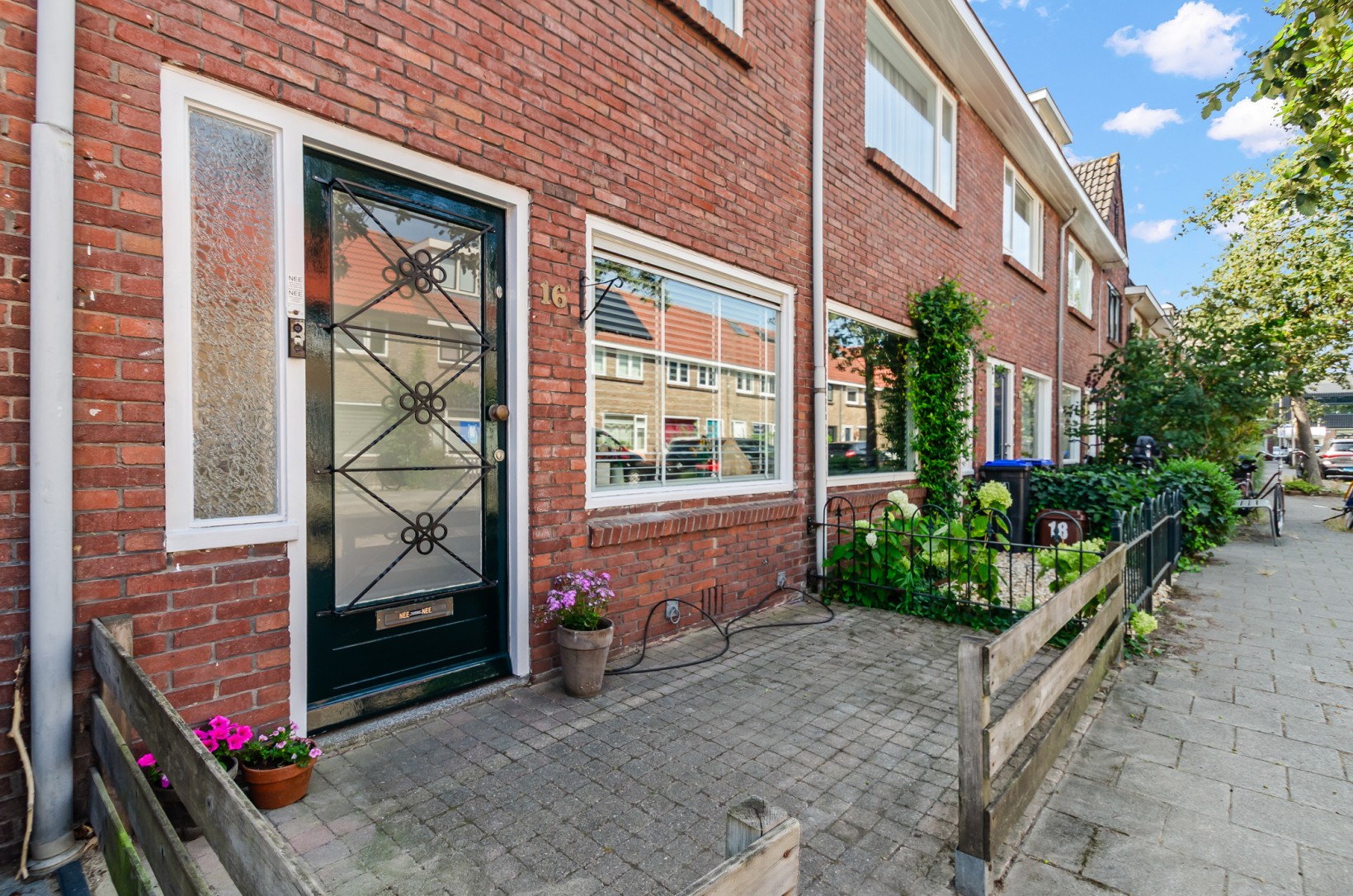 Tussenwoning te koop: Adelboldstraat 16, Utrecht