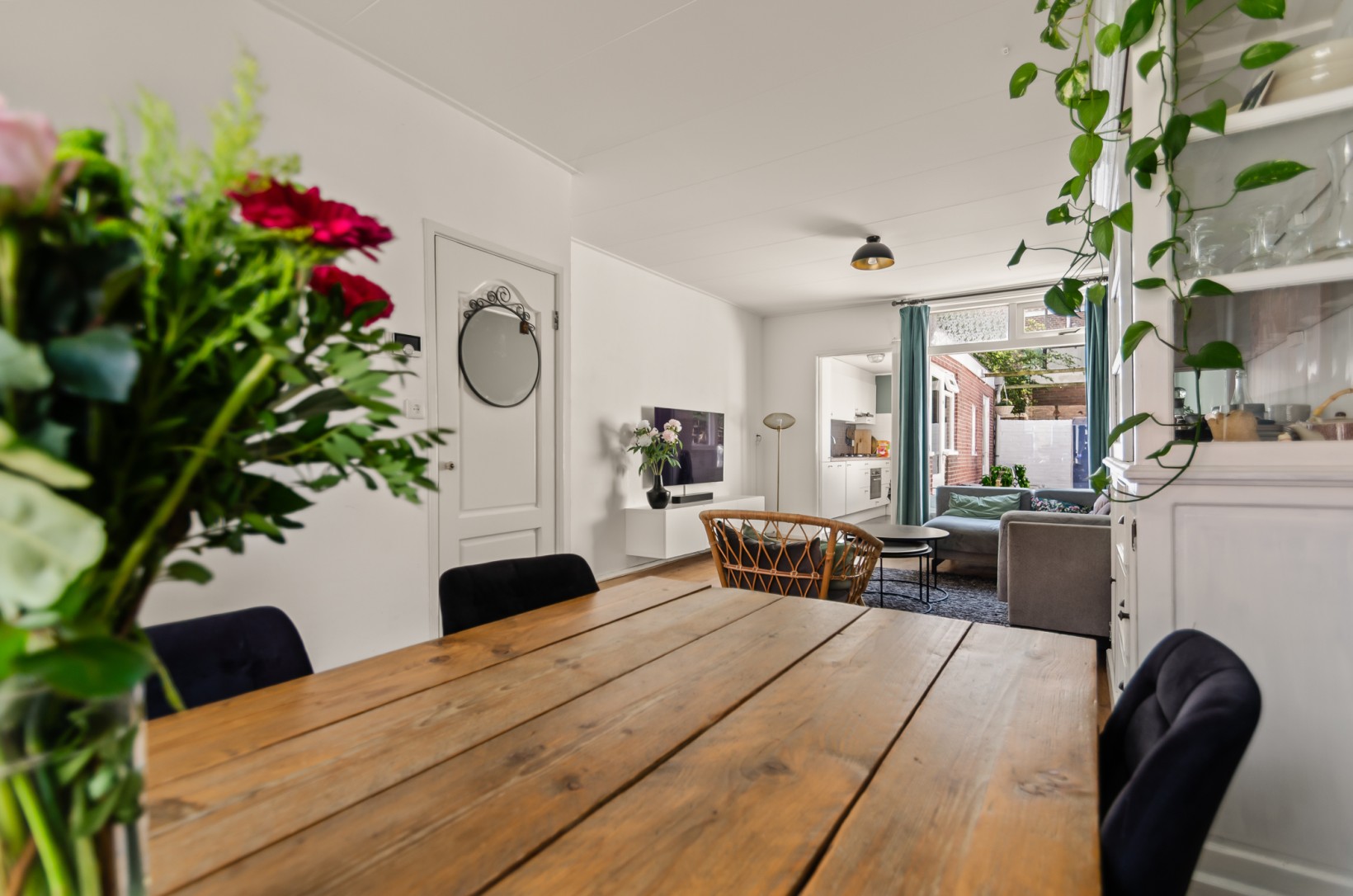 Tussenwoning te koop: Adelboldstraat 16, Utrecht