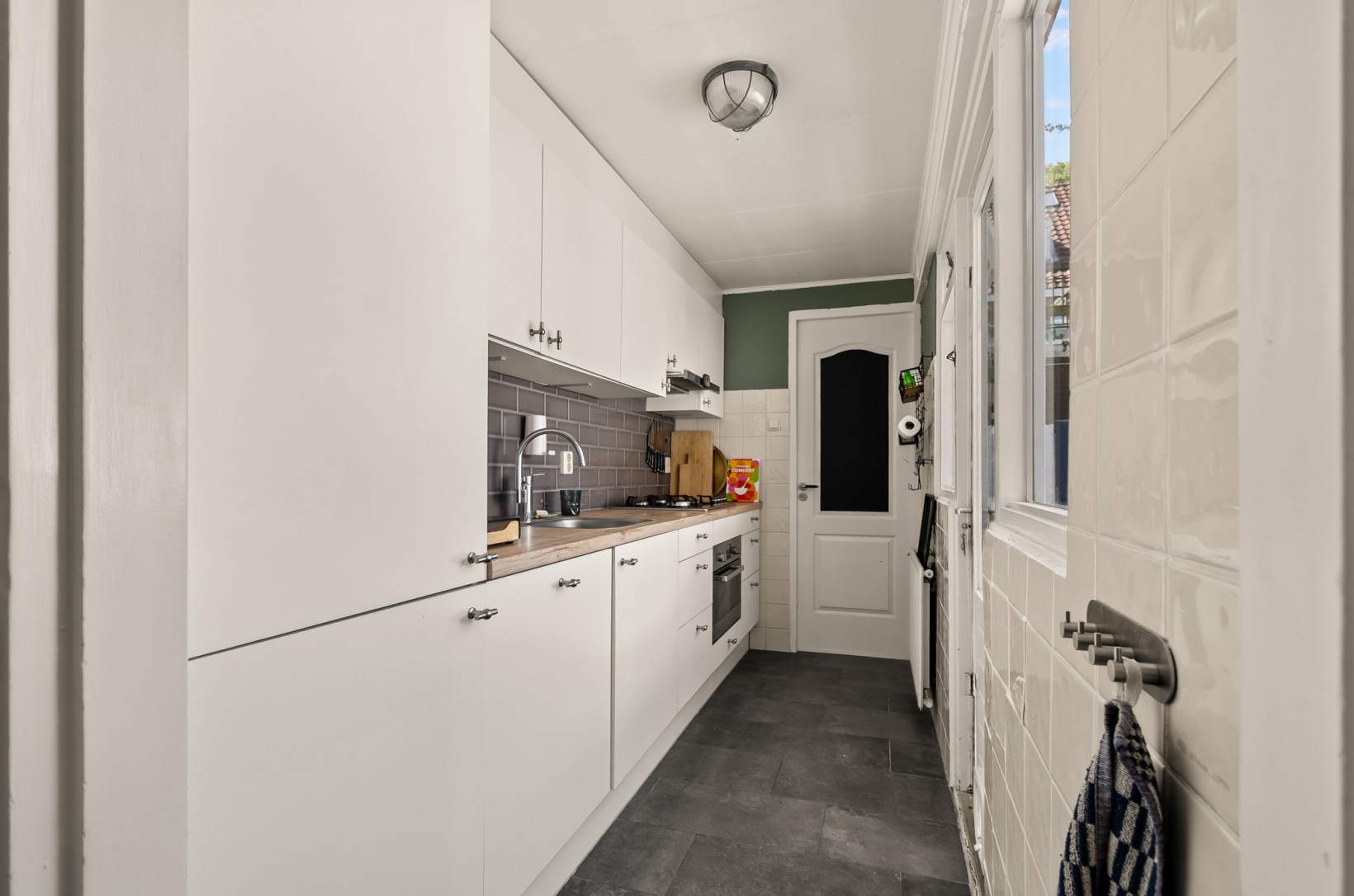 Tussenwoning te koop: Adelboldstraat 16, Utrecht