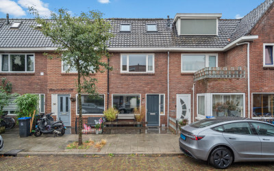 Adelboldstraat 32