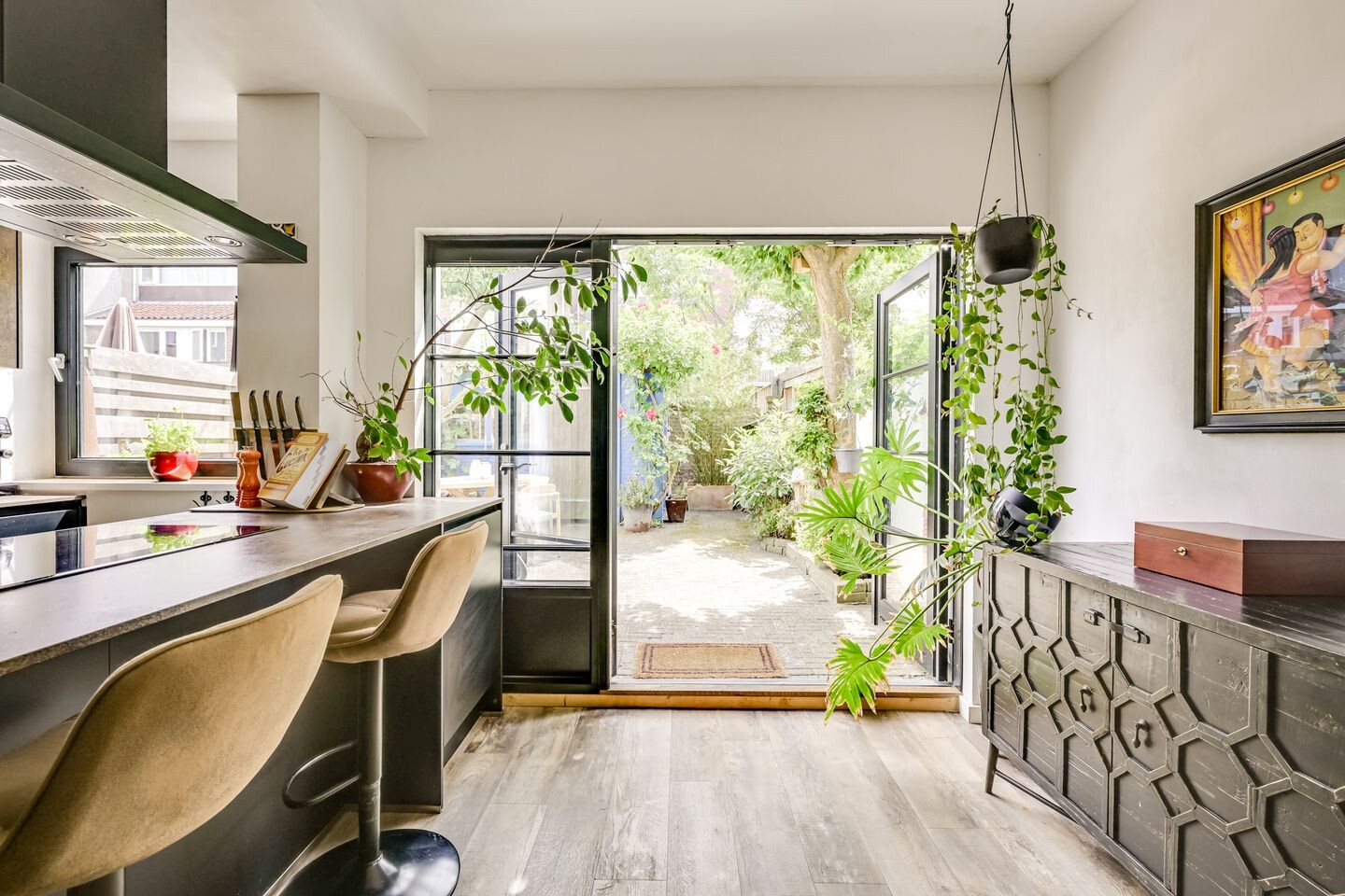 Tussenwoning te koop: Herman Modedstraat 25, Utrecht