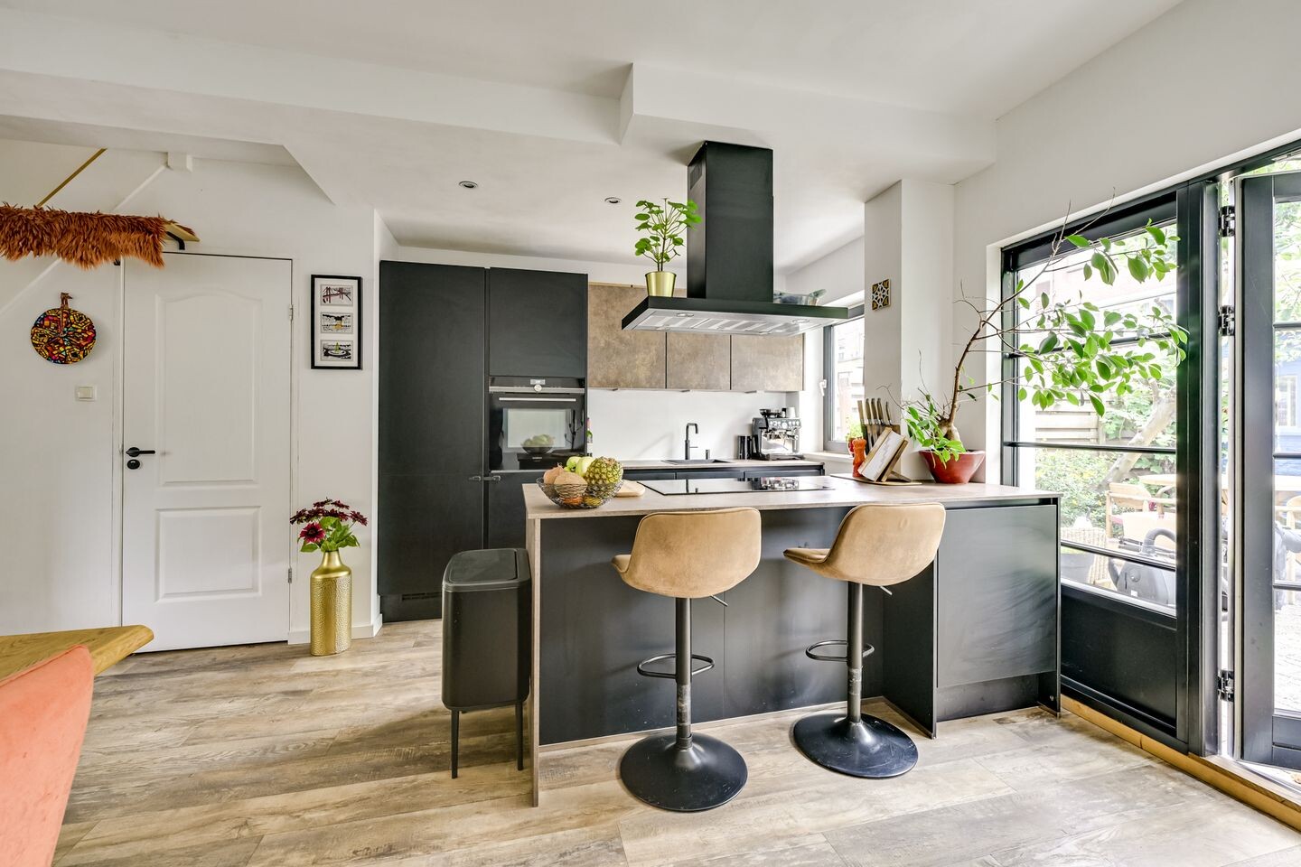 Tussenwoning te koop: Herman Modedstraat 25, Utrecht