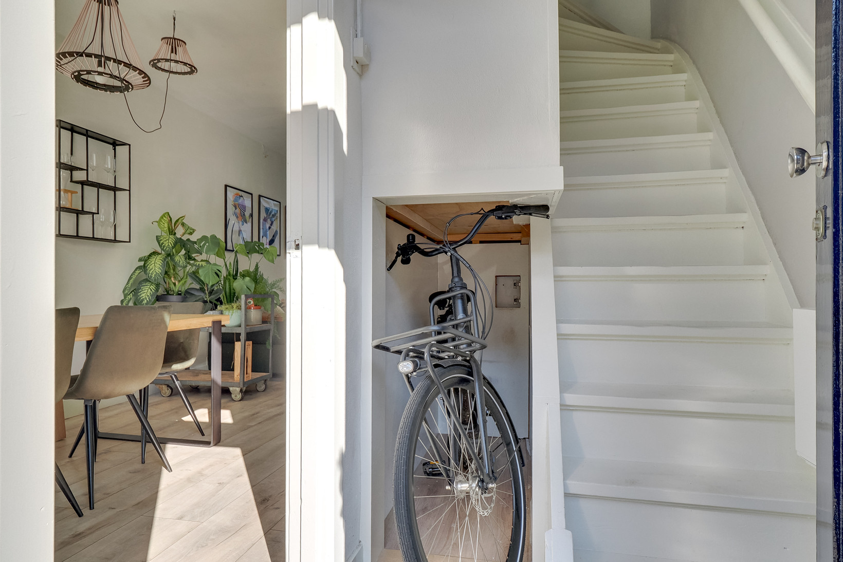 Tussenwoning te koop: Herman Modedstraat 8A, Utrecht