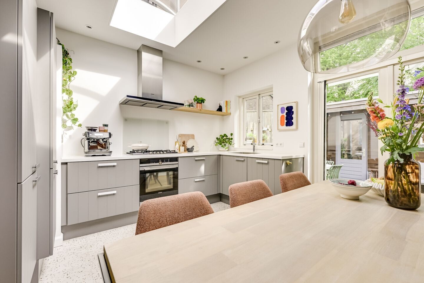 Tussenwoning te koop: Johannes Uitenbogaertstraat 15, Utrecht