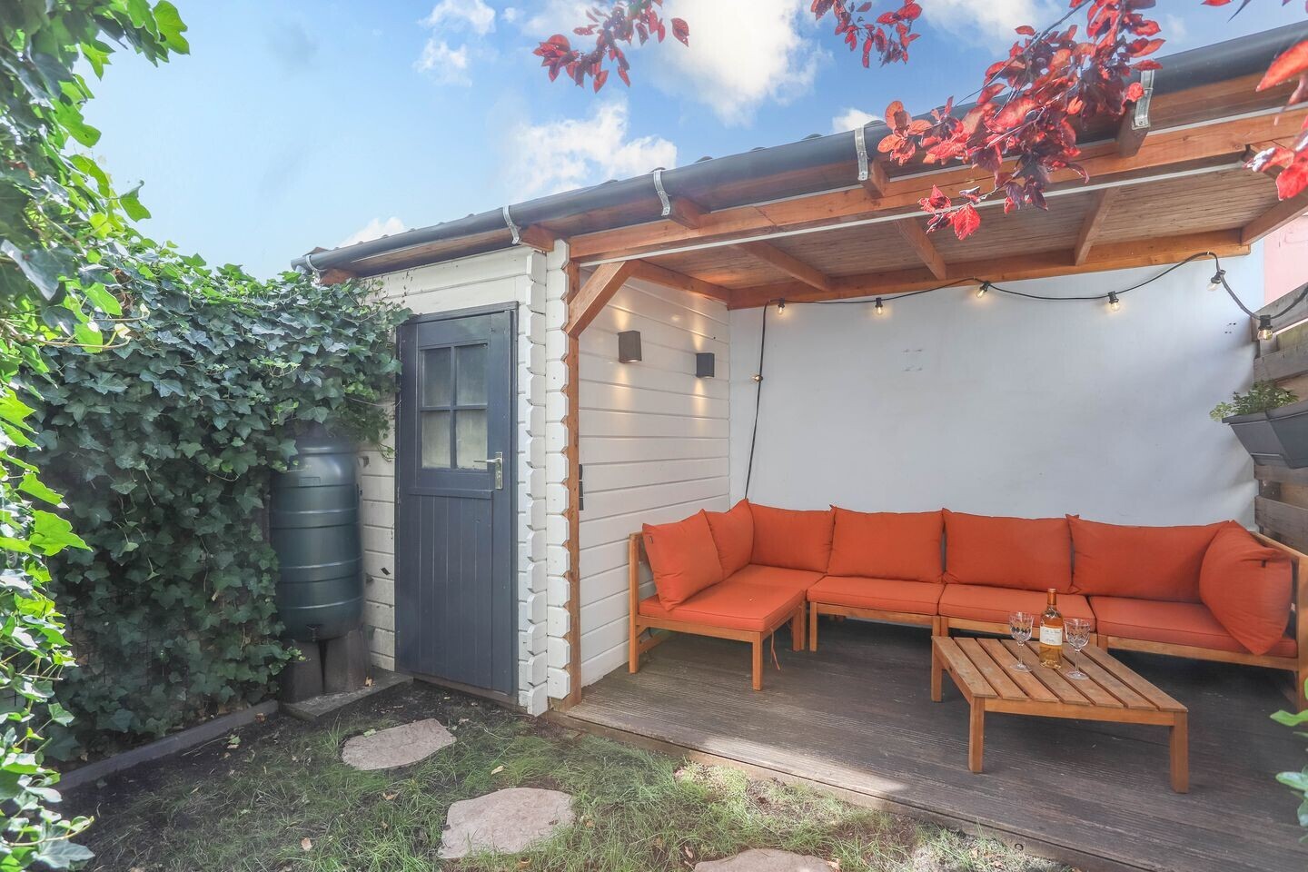 Tussenwoning te koop: Johannes Uitenbogaertstraat 24, Utrecht