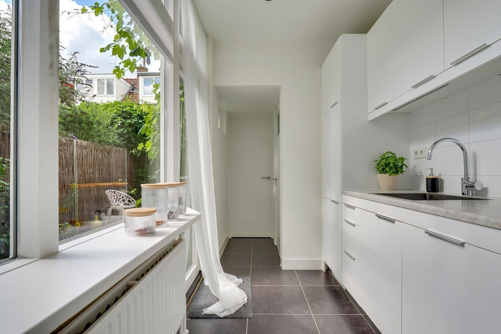 Tussenwoning te koop: Jacob Cabeliaustraat 19, Utrecht