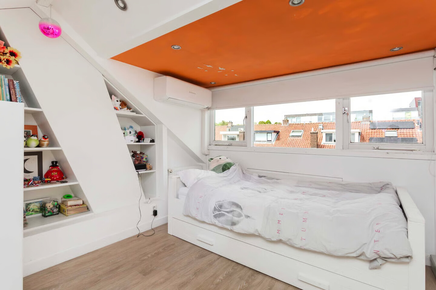 Tussenwoning te koop: Cornelis Dirkszstraat 26, Utrecht