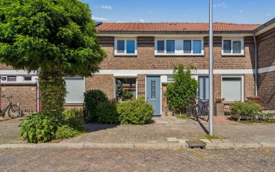 M. de Klerkstraat 15