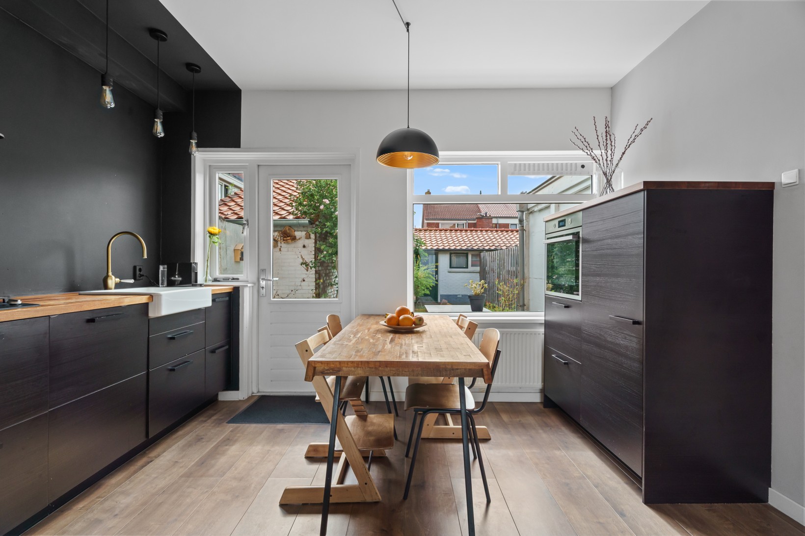 Tussenwoning te koop: M. de Klerkstraat 2A, Utrecht