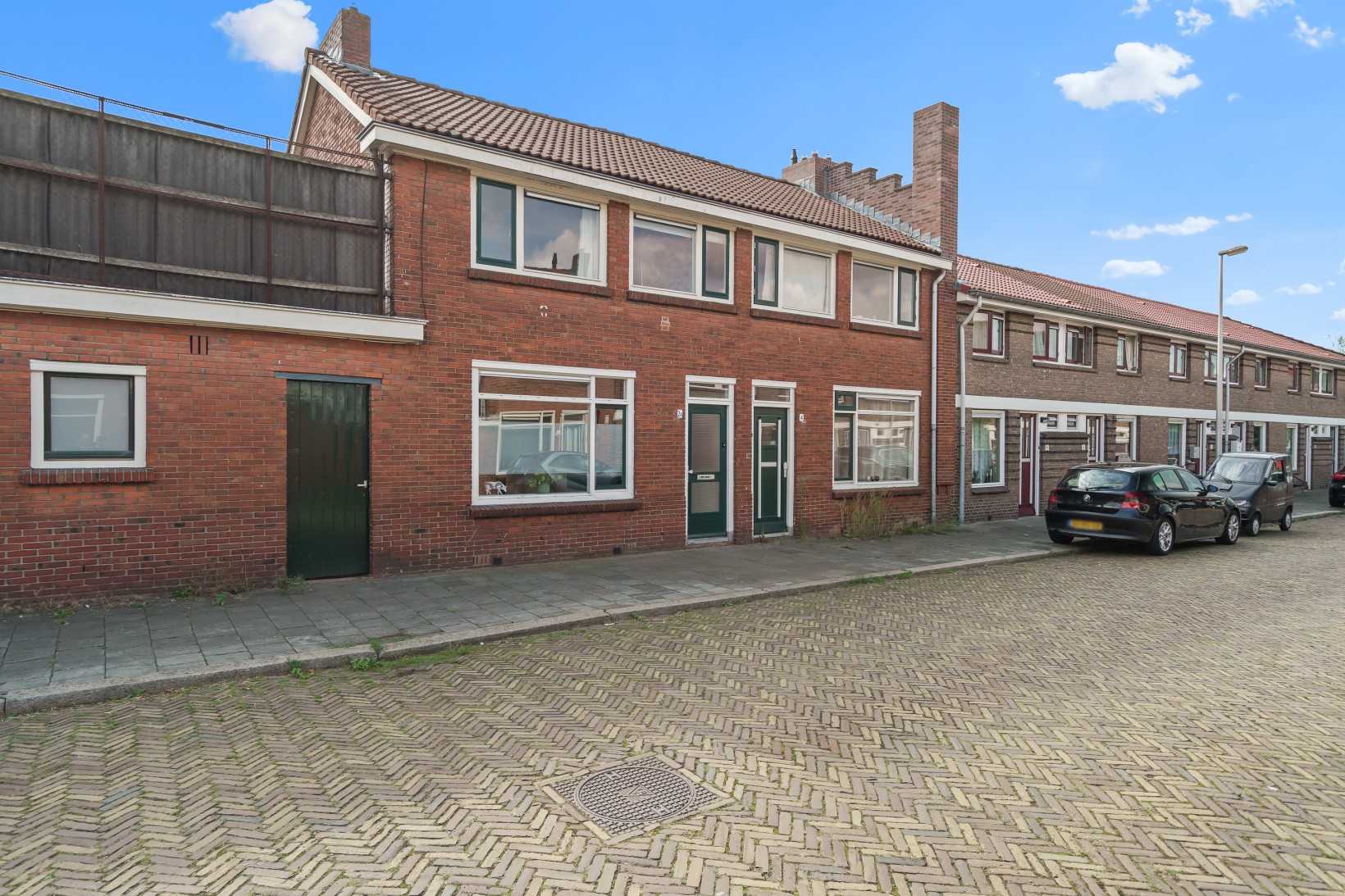 Tussenwoning te koop: M. de Klerkstraat 2A, Utrecht