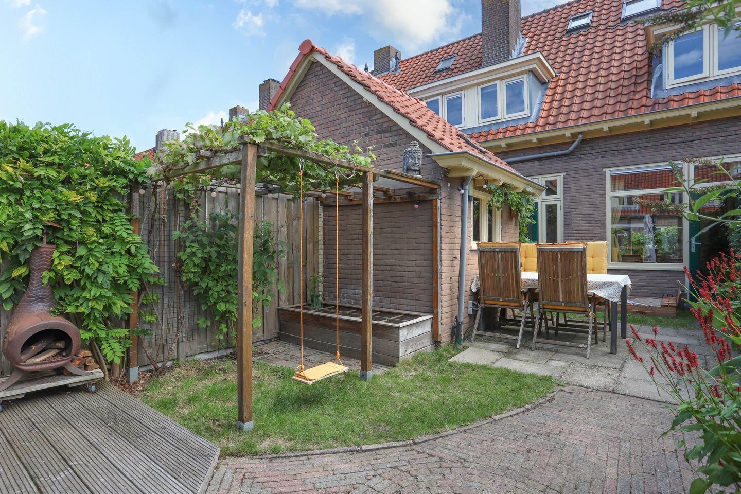 Tussenwoning te koop: Luit Blomstraat 20, Utrecht