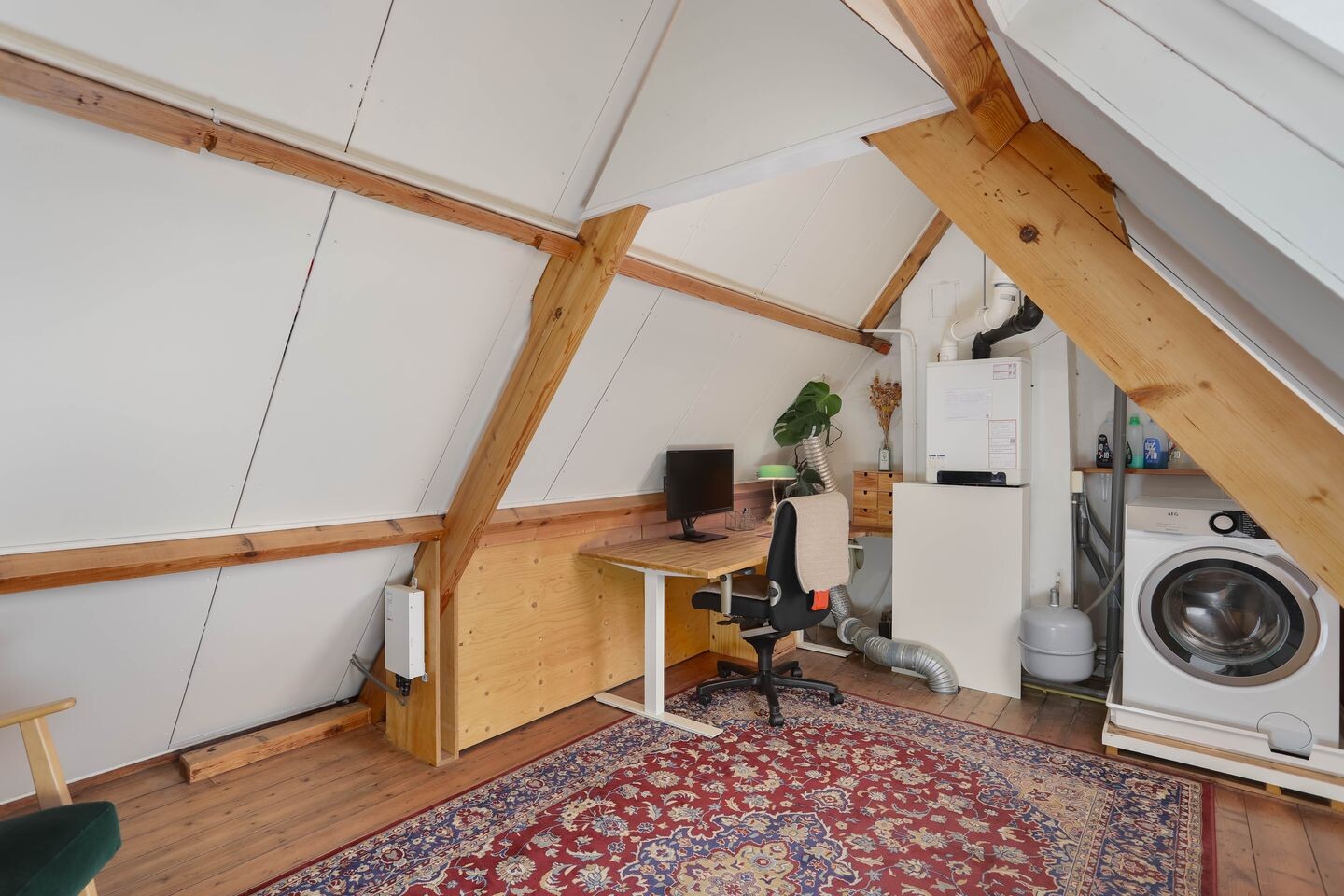 Tussenwoning te koop: Luit Blomstraat 20, Utrecht