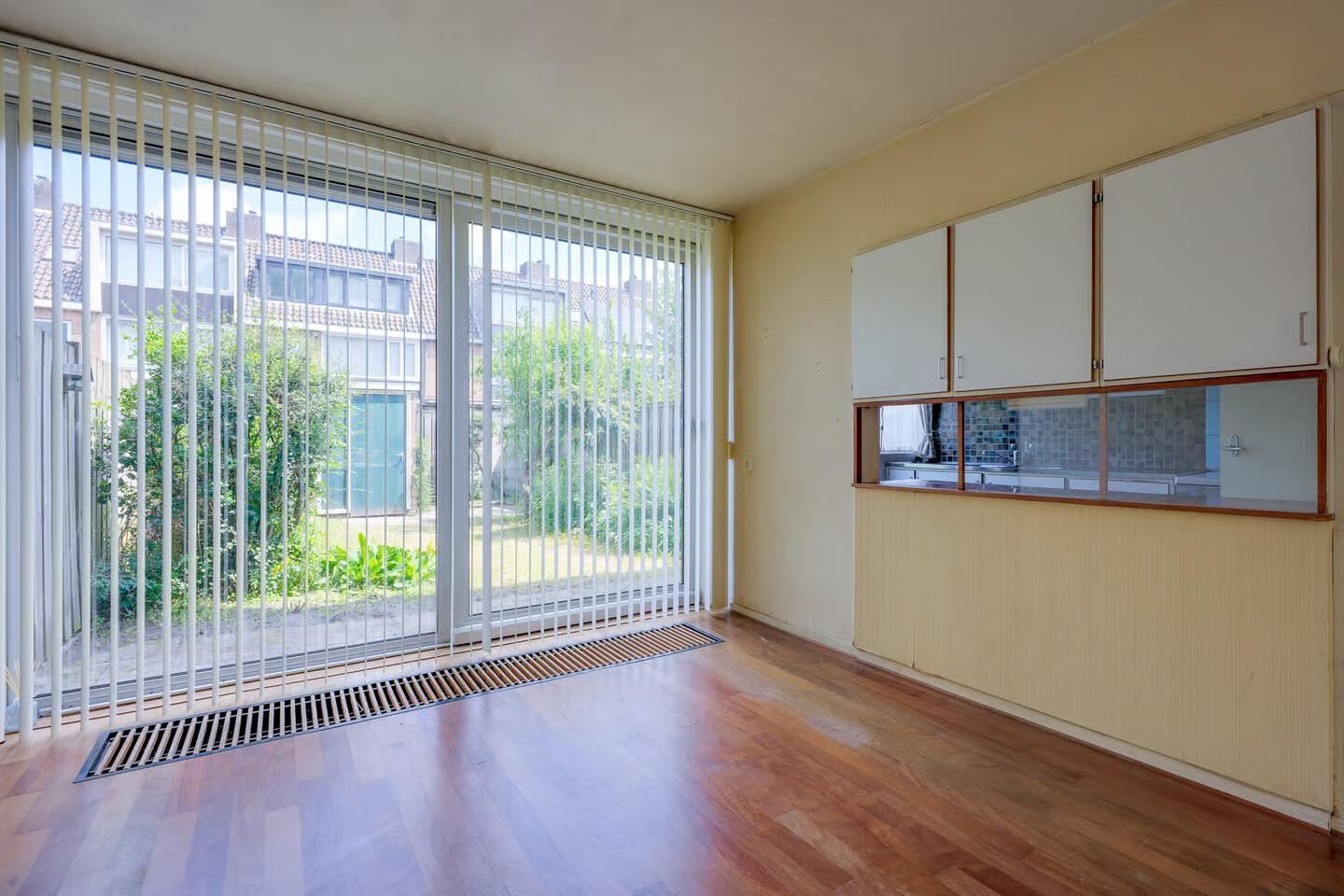 Tussenwoning te koop: Oberondreef 10, Utrecht