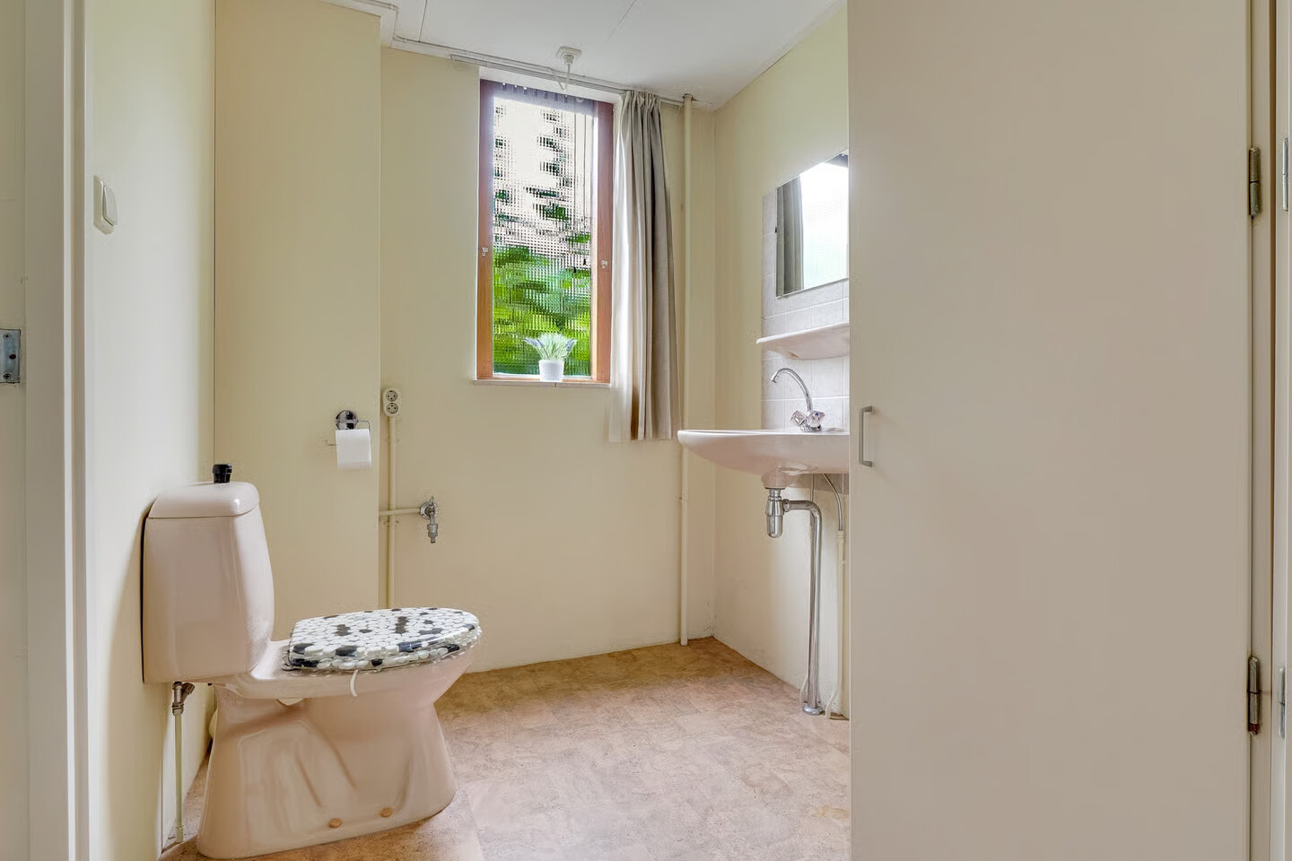 Tussenwoning te koop: Zamenhofdreef 30, Utrecht