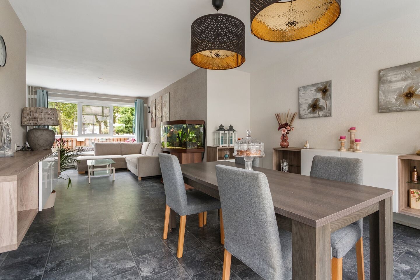 Hoekwoning te koop: Tigrisdreef 300, Utrecht