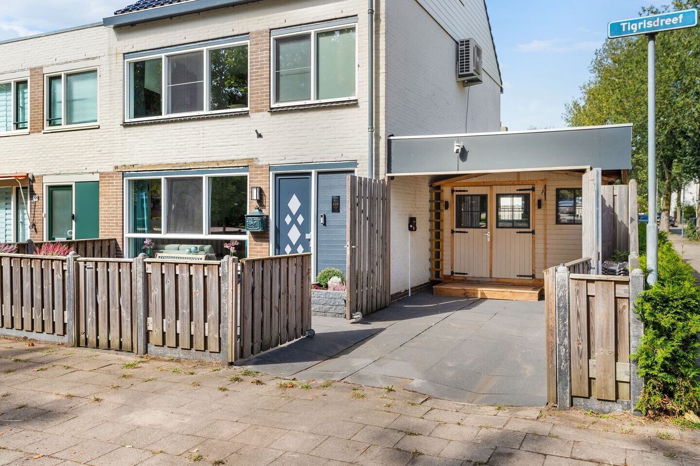 Hoekwoning te koop: Tigrisdreef 300, Utrecht