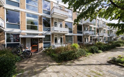 Hijmans van den Berghlaan 6