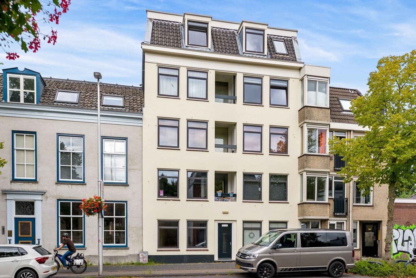 Appartement te koop: Biltstraat 158J, Utrecht