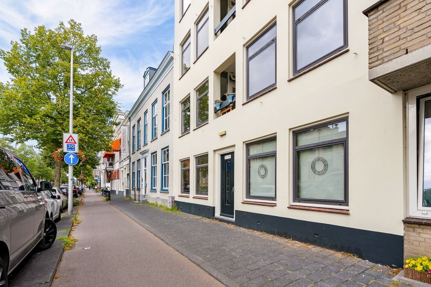 Appartement te koop: Biltstraat 158J, Utrecht