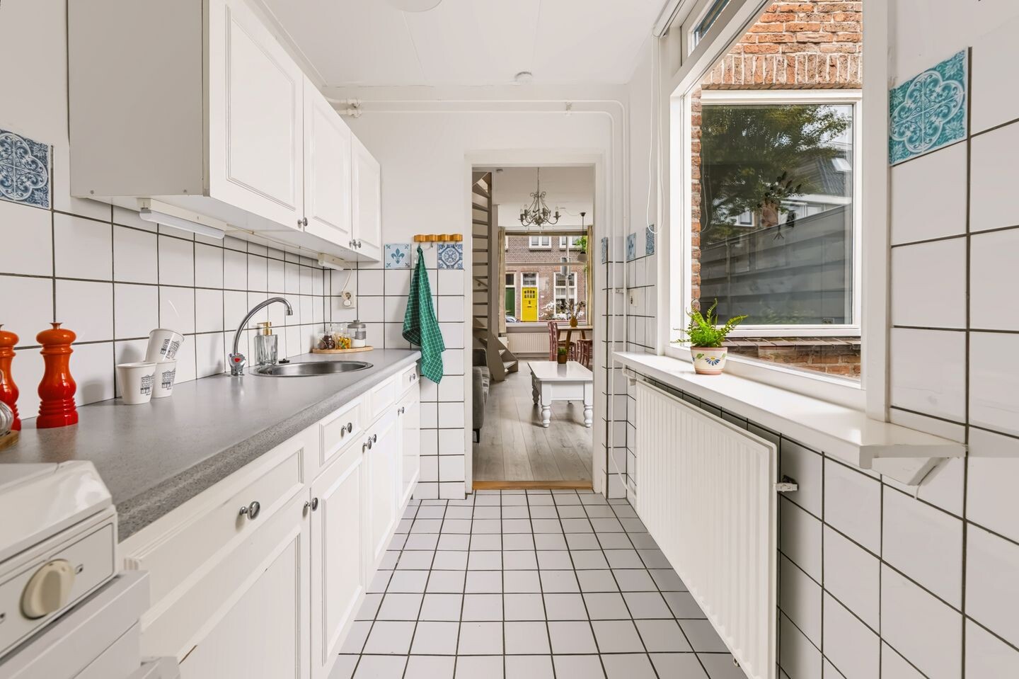 Tussenwoning te koop: Zandhofsestraat 166, Utrecht