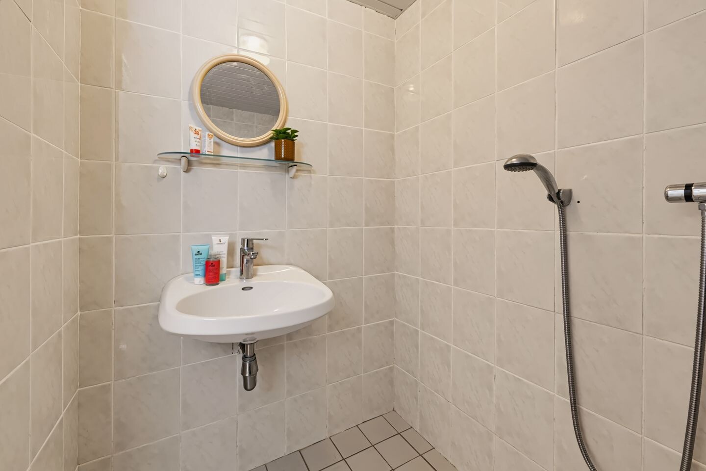 Tussenwoning te koop: Zandhofsestraat 166, Utrecht