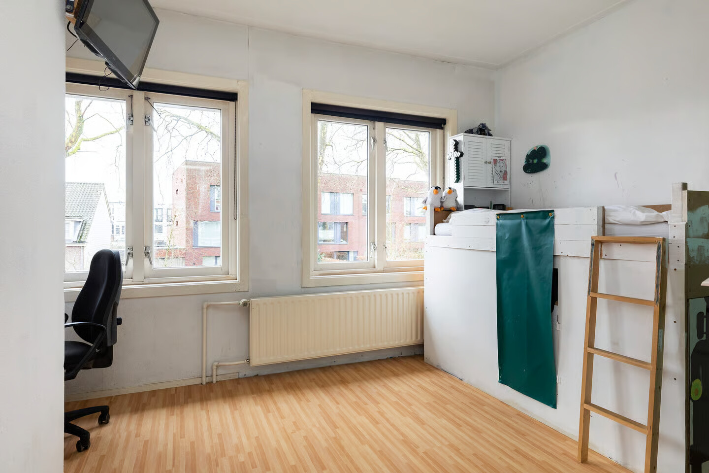 Tussenwoning te koop: Alexander Numankade 215, Utrecht