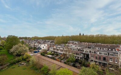 Karel Doorm. 223