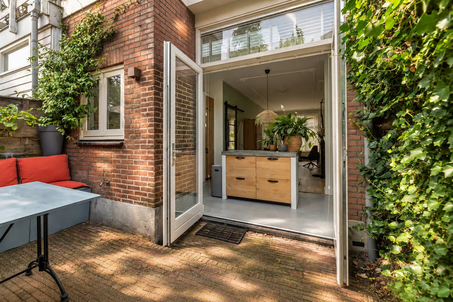 Tussenwoning te koop: Steenstraat 10, Utrecht