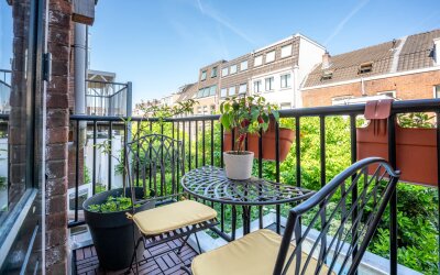 Mgr. van de Weteringstraat 110-BS