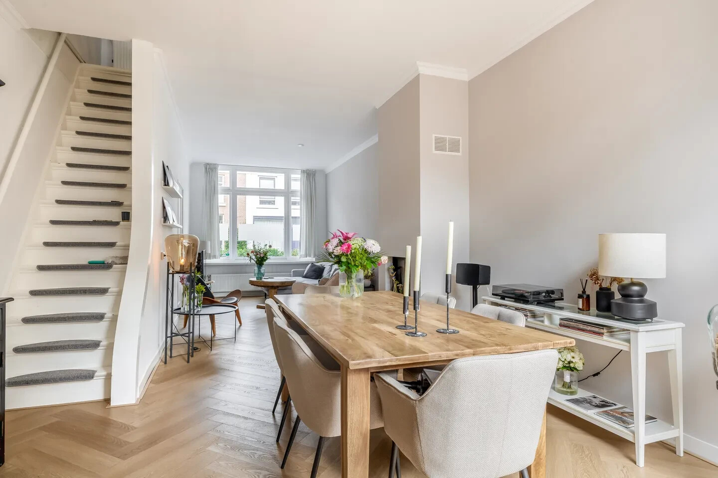 Tussenwoning te koop: Oudwijkerdwarsstraat 77, Utrecht