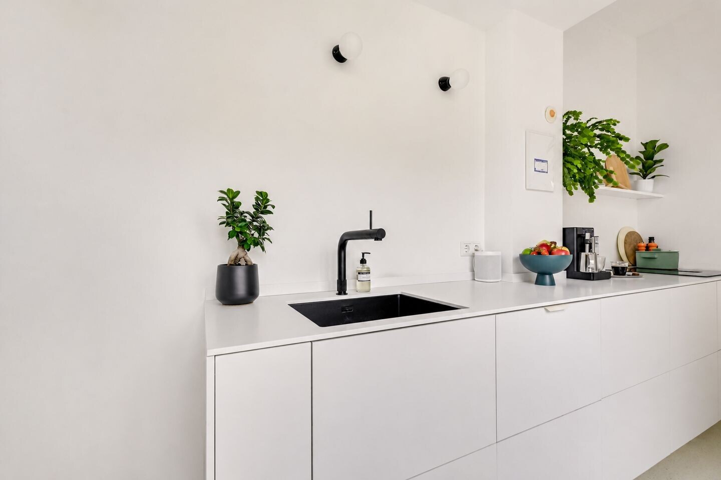 Tussenwoning te koop: Oudwijkerdwarsstraat 141, Utrecht