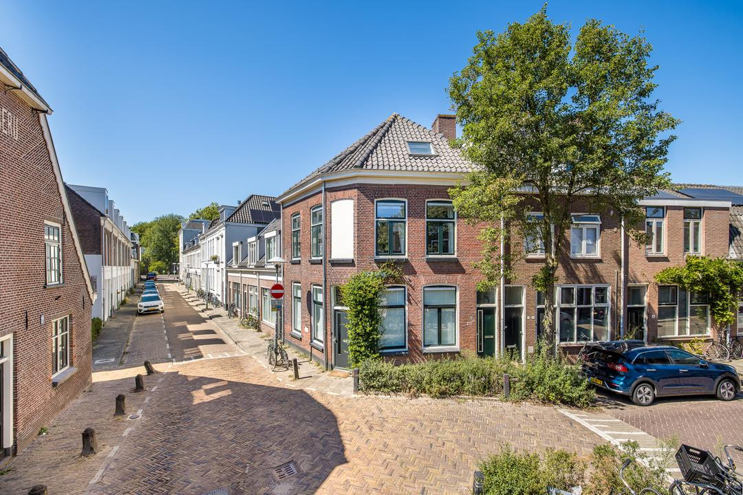 Tussenwoning te koop: Zonstraat 28BS, Utrecht
