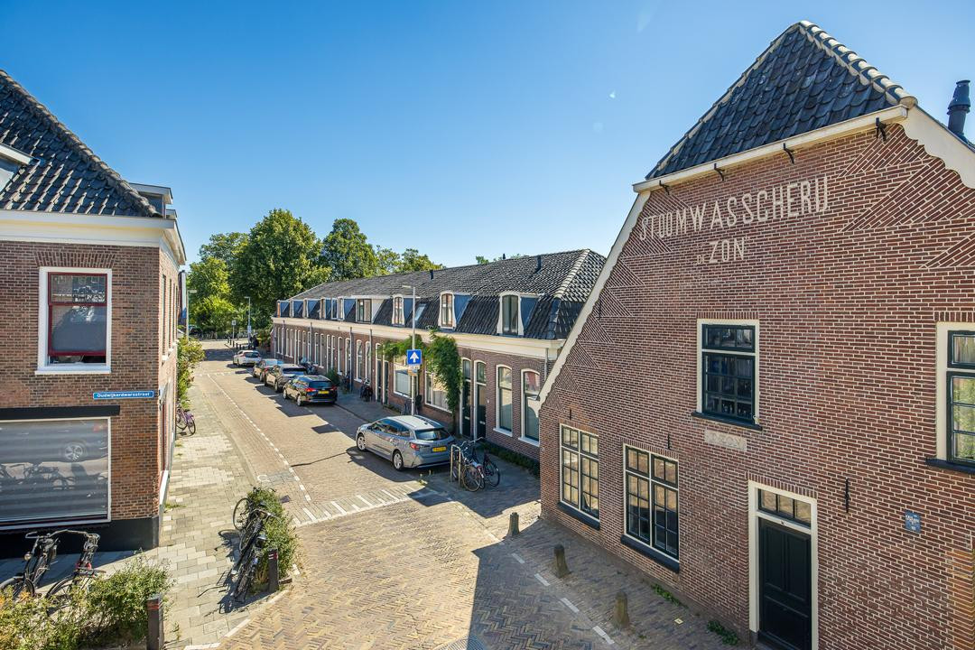 Tussenwoning te koop: Zonstraat 28BS, Utrecht