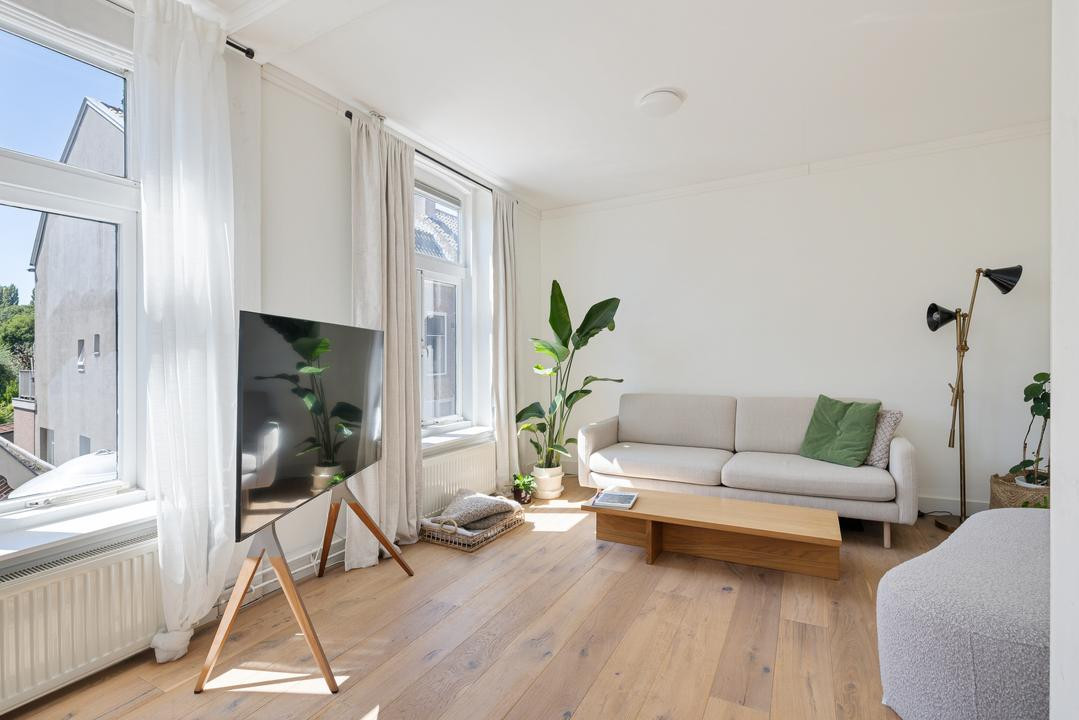 Tussenwoning te koop: Zonstraat 28BS, Utrecht