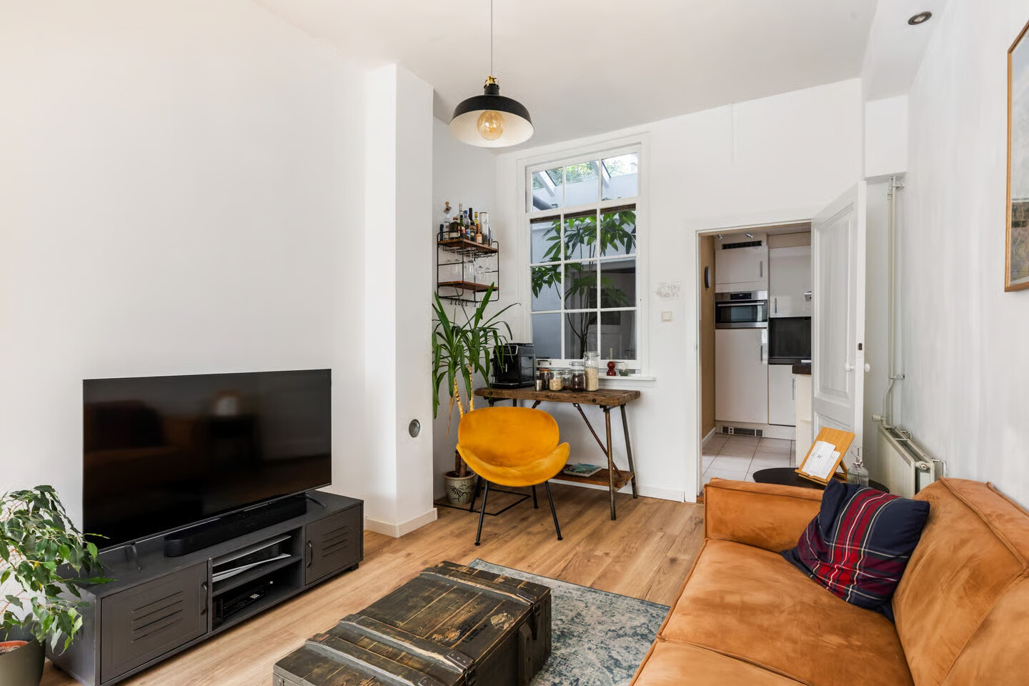 Tussenwoning te koop: Zonstraat 6, Utrecht