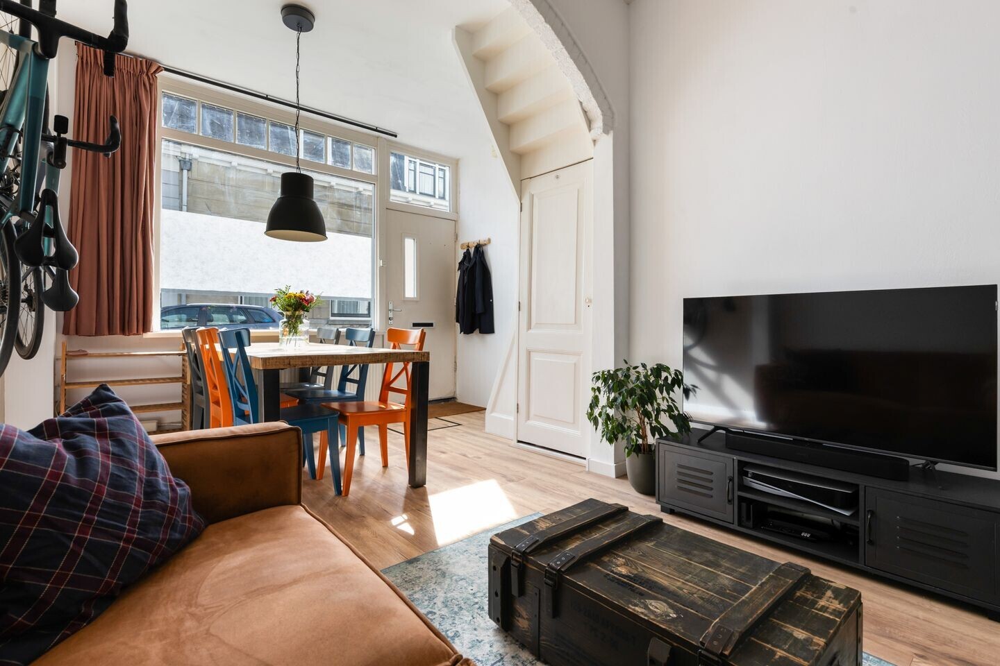 Tussenwoning te koop: Zonstraat 6, Utrecht