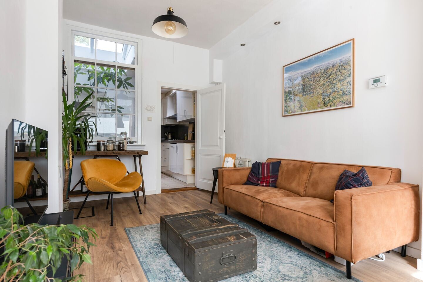 Tussenwoning te koop: Zonstraat 6, Utrecht