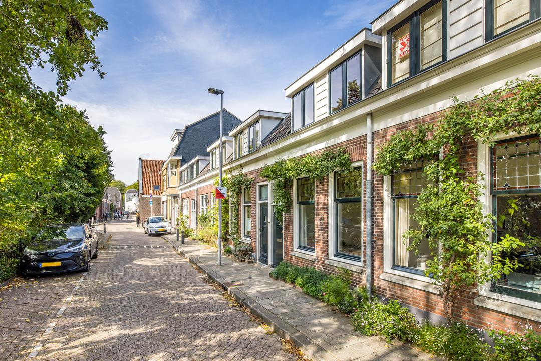 Tussenwoning te koop: Zonstraat 56, Utrecht