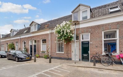 Bloemstraat 85