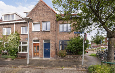 Sternstraat 1