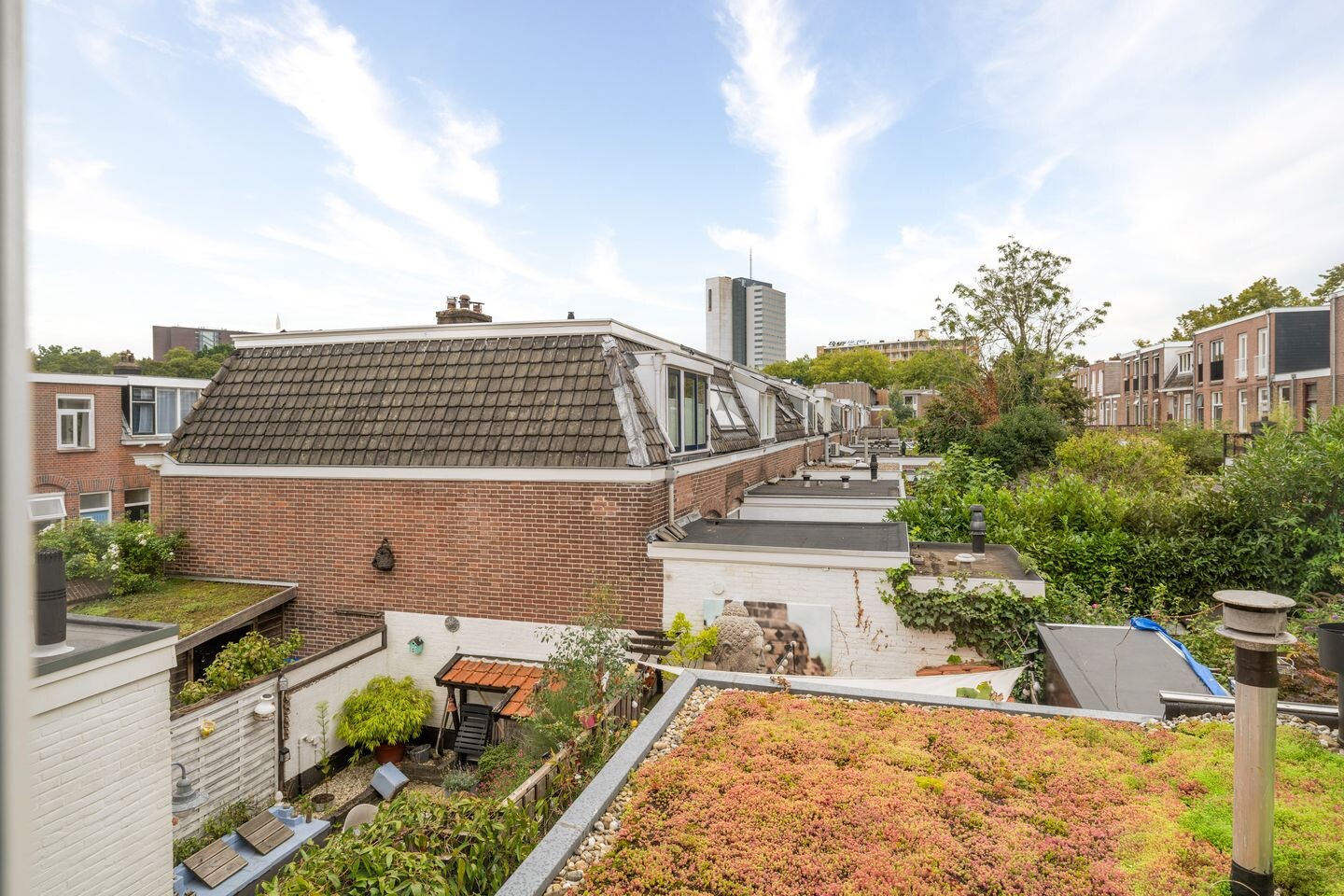 Tussenwoning te koop: Ferdinand Bolstraat 15, Utrecht
