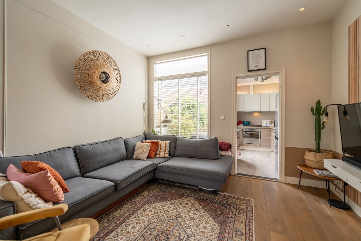 Tussenwoning te koop: Ferdinand Bolstraat 15, Utrecht