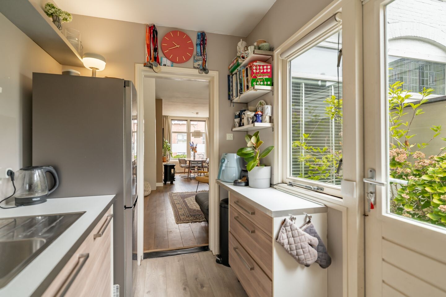Tussenwoning te koop: Ferdinand Bolstraat 15, Utrecht
