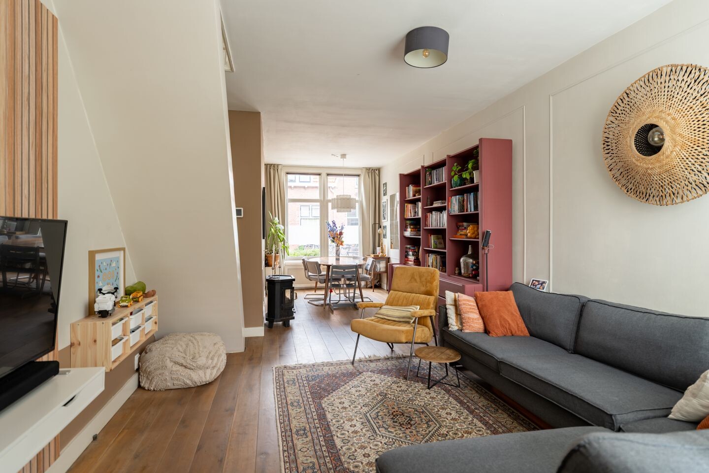 Tussenwoning te koop: Ferdinand Bolstraat 15, Utrecht