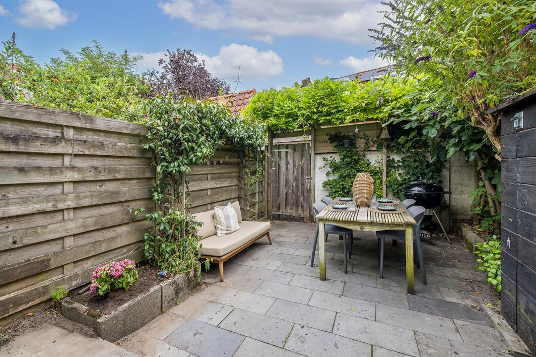 Tussenwoning te koop: Van der Helststraat 30, Utrecht